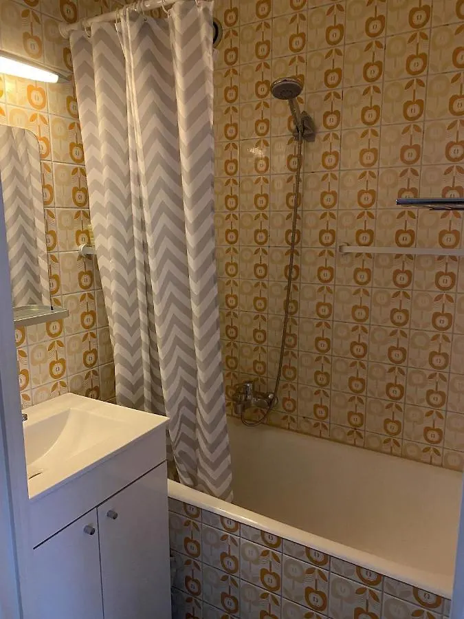 Beautiful 1-Bed Apartment In Oostende 0*, Ostende Belgie
