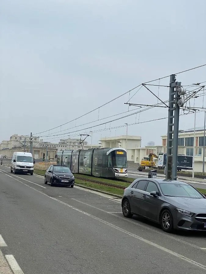 Beautiful 1-Bed Apartment In Oostende 0*, Ostende